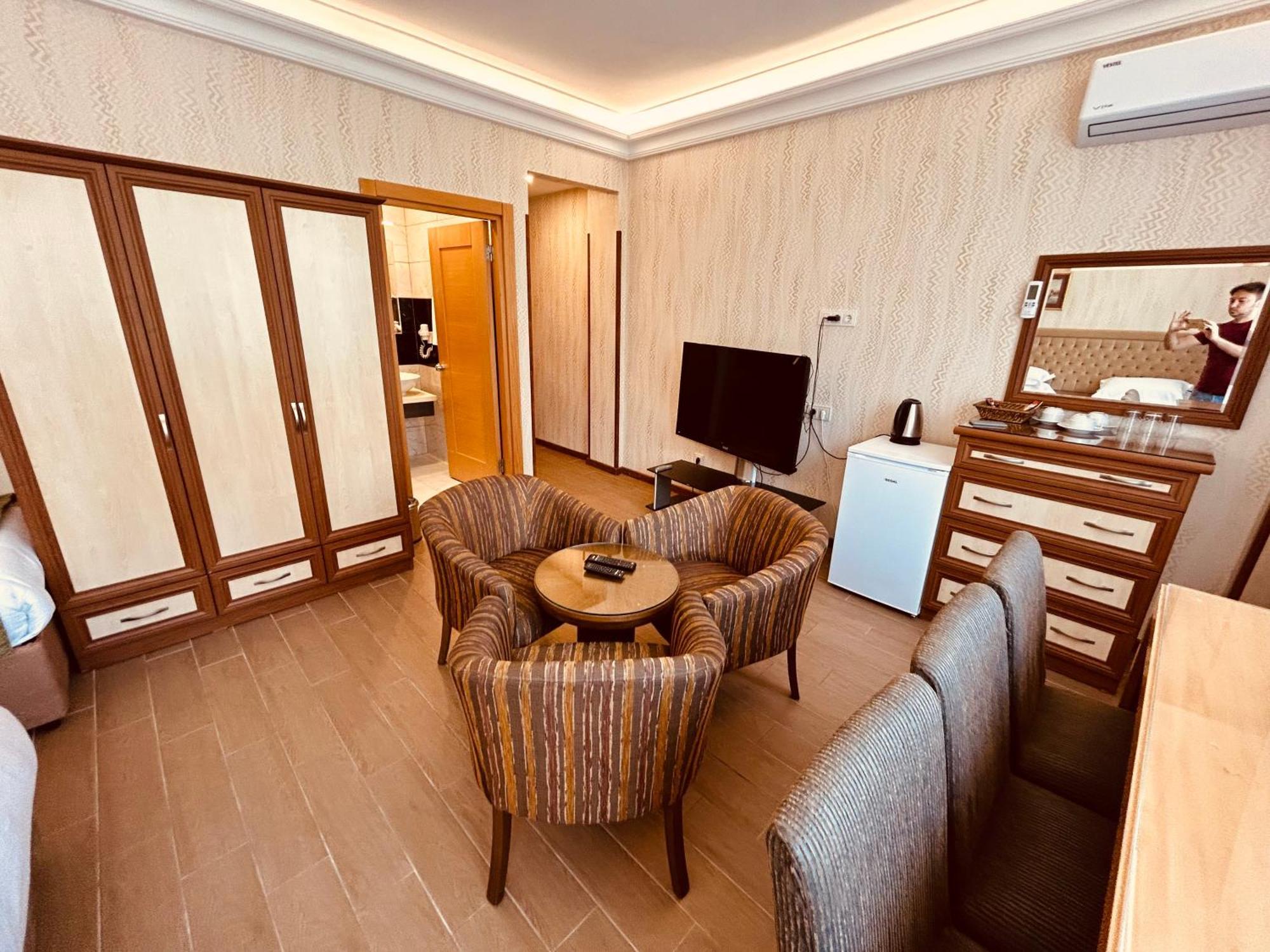 Lily Rooms Istanbul Exterior foto